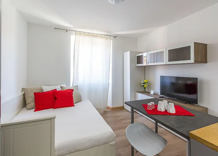 Alessia's Flat - Sarpi 2 Apartament *