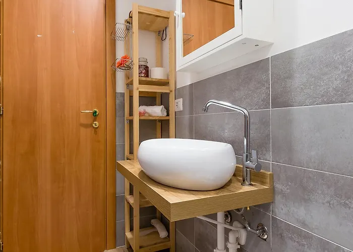 Alessia's Flat - Sarpi 2 Apartament