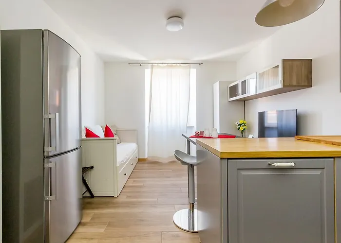 Alessia's Flat - Sarpi 2