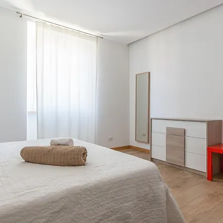 Apartment Alessia's Flat - Sarpi 2 Milan